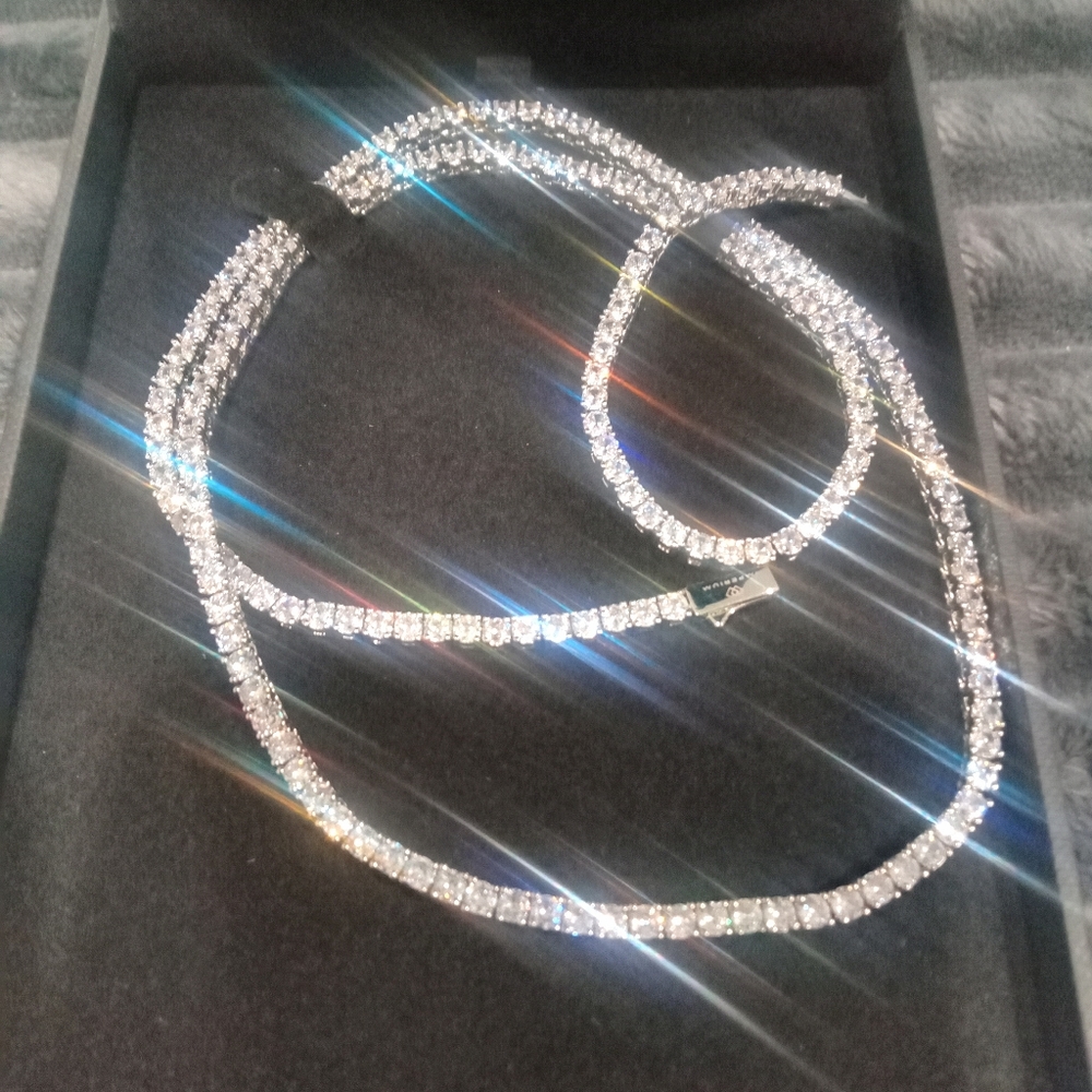 Dazzling Silver Men's Necklace